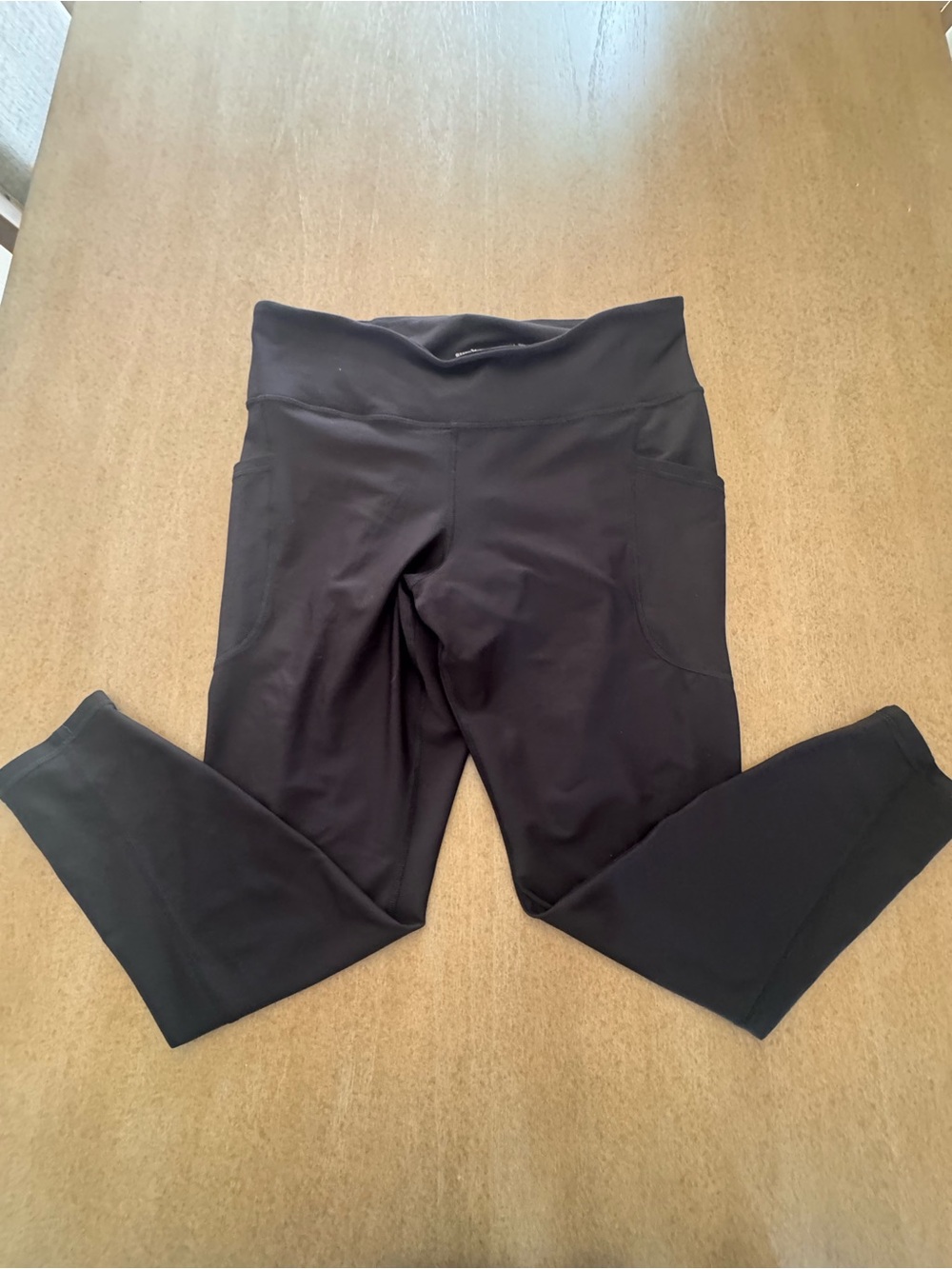 Old Navy Black womens High-Waist Pocket Leggings